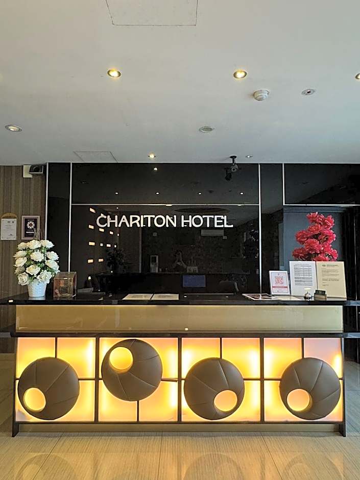 Chariton Hotel Nusa Bestari