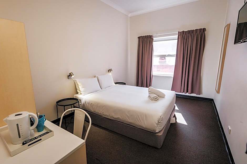 YHA Adelaide Central