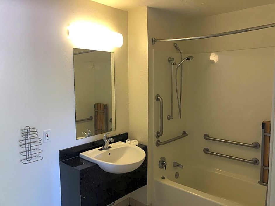 Regency Inn Tulsa