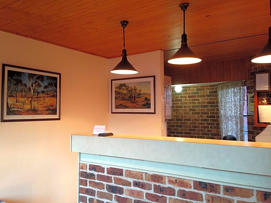 Riverview Motor Inn