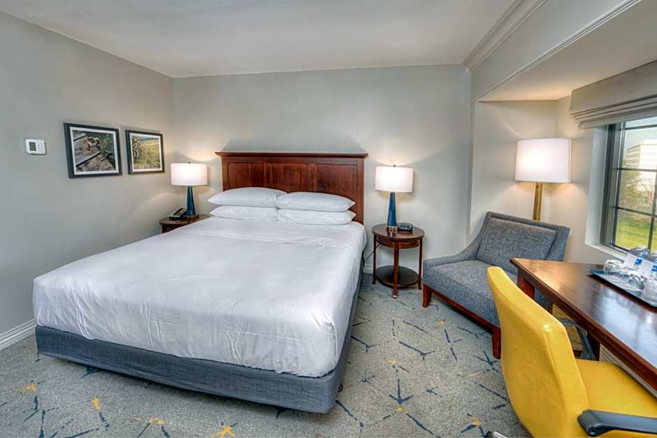 Sheraton Baltimore Washington Airport Hotel - BWI