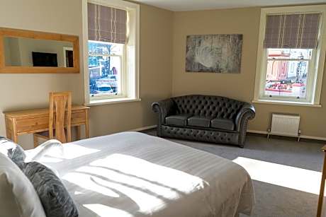 Tredegar Arms Hotel