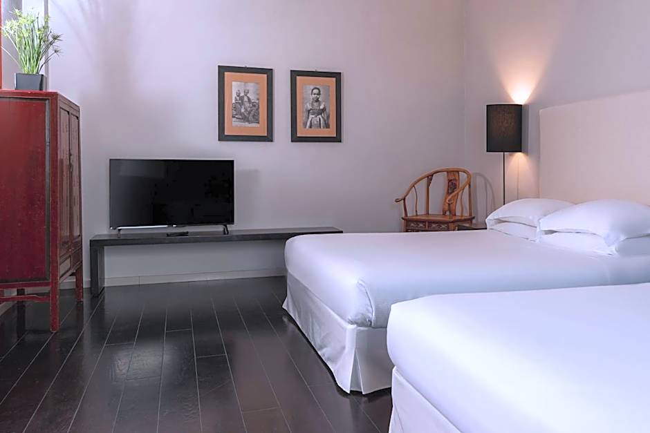 Hotel Carducci 76
