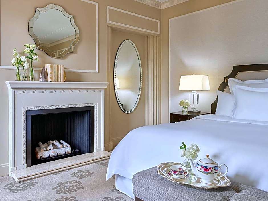 Fairmont Hotel Vancouver