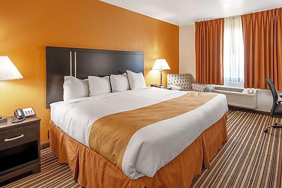 Quality Inn Dodge City
