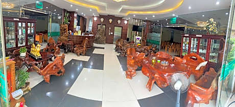 Khách sạn cẩm lai