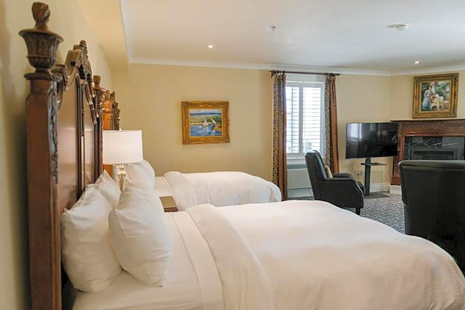 Riverbend Inn & Vineyard