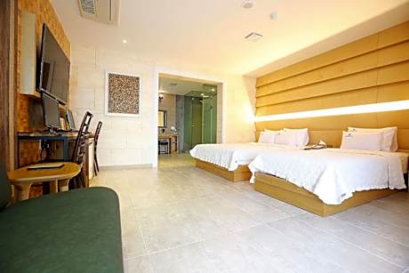 Seocheon Hotel Kamon