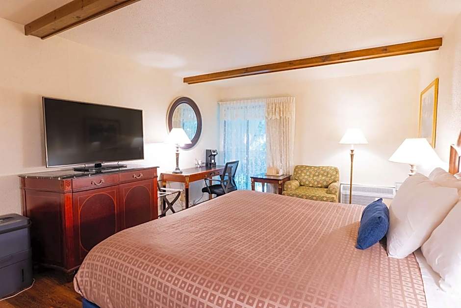 Fireside Inn and Suites Bangor