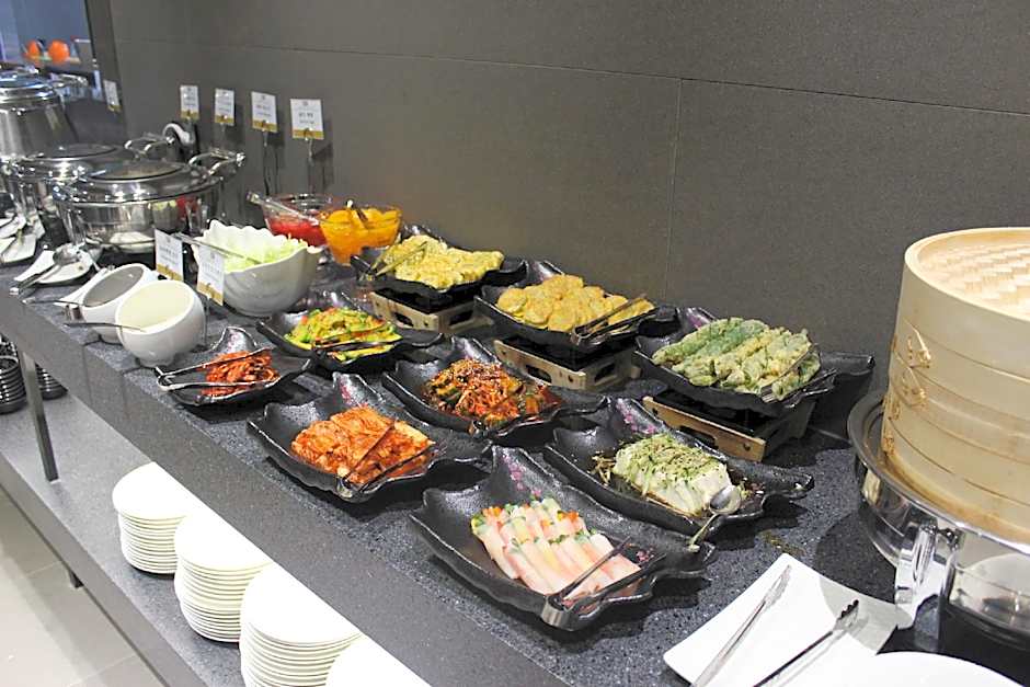 Rivertain Hotel Gyeongju