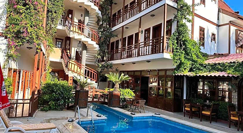 Hotel Karyatit Kaleici