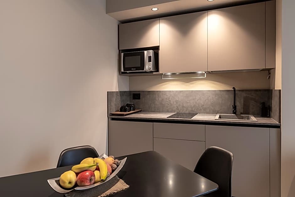 Amare Suite & Apartments