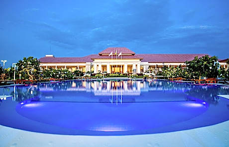 Horizon Lake View Resort