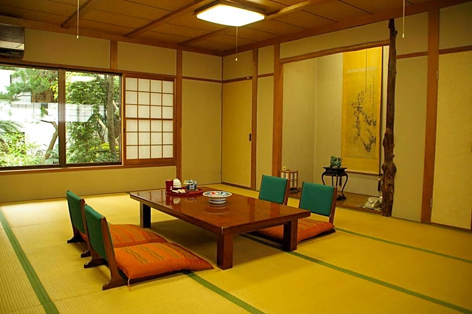 Toramaru Ryokan