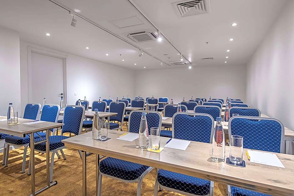 Golden Tulip Design Tbilisi