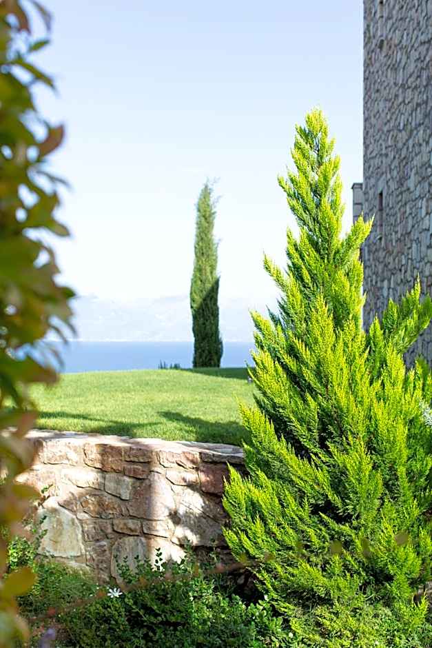 WHITE DONKEY BOUTIQUE Hotel