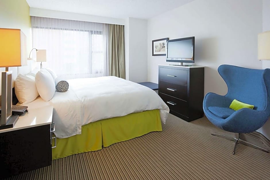 The Hollis Halifax - A DoubleTree Suites By Hilton