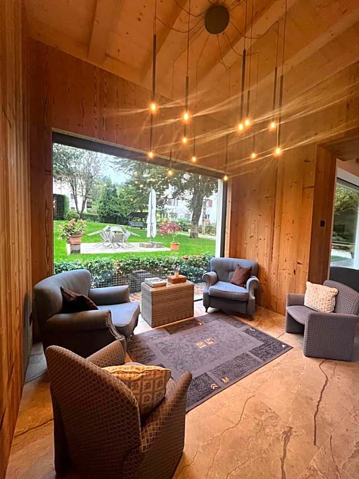 Hotel alle Rose Family inspired garden and SPA