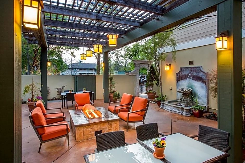 Sonoma Valley Inn, Tapestry Collection by Hilton
