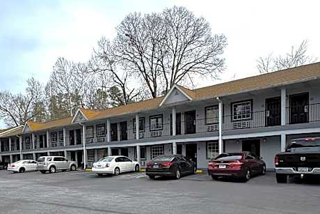 Woodbridge Inn By OYO Rome