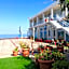 Seafront Studios and Apartments