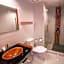 Original Orange Hotel
