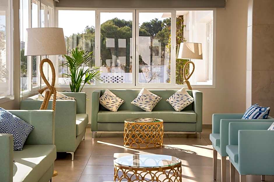 MarSenses Ferrera Blanca Hotel Family