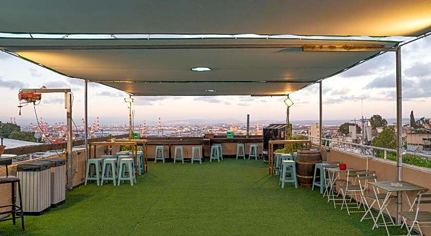 Loui Talpiot Hotel