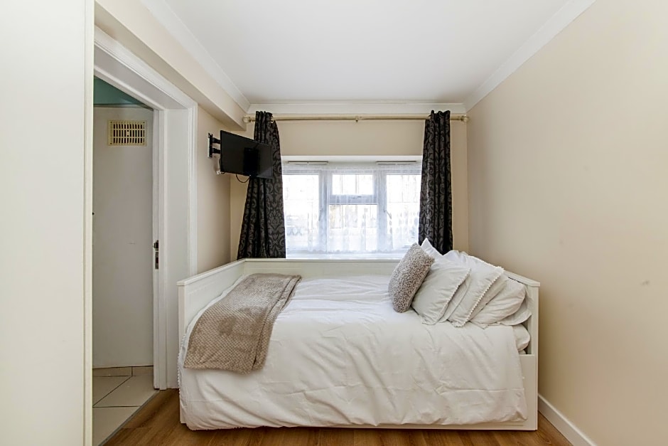 TH Serviced Apartment London