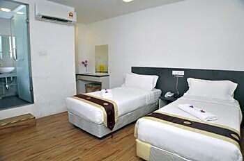 Promenade Service Apartment
