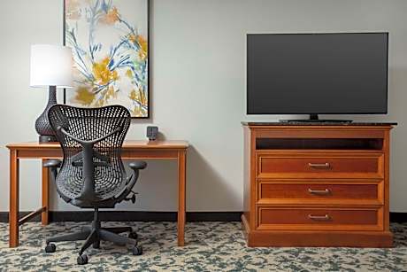 Queen Room with Two Queen Beds - Mobility and Hearing Access