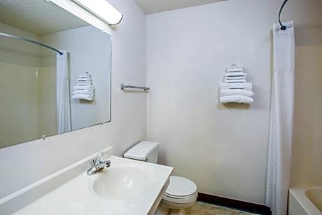 Studio Suite with Two Queen Beds - Non-Smoking