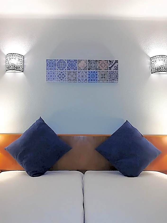 Apartamentos Turisticos Lindomar