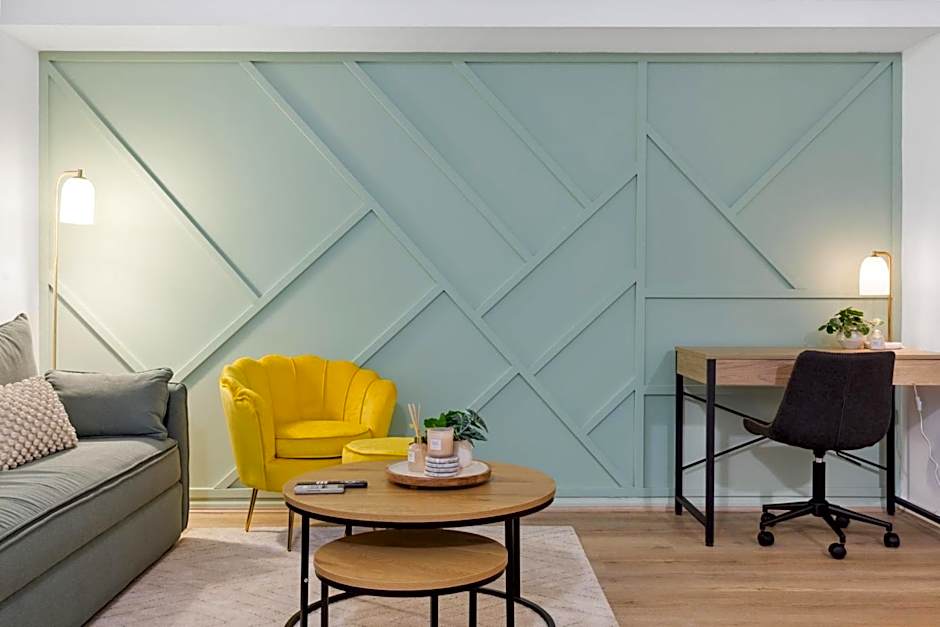 Sleek Northbridge Getaway