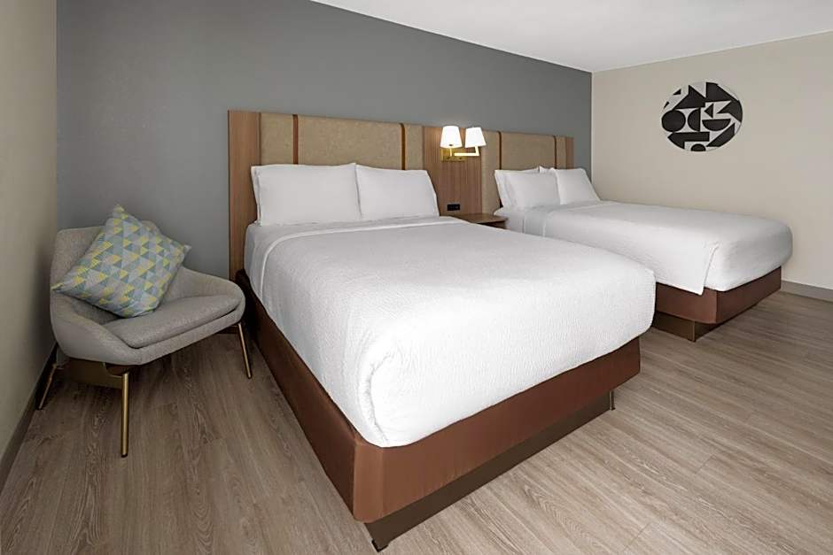 Holiday Inn Roanoke - Tanglewood Route 419 & I 581 By IHG