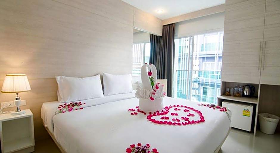 Mirage Express Patong Phuket Hotel