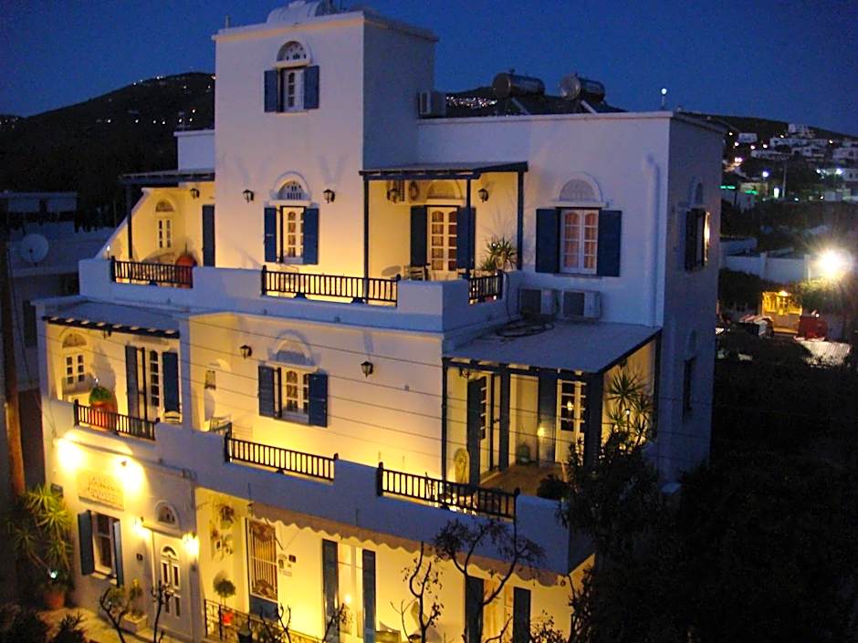 Boussetil Rooms CapAnMat