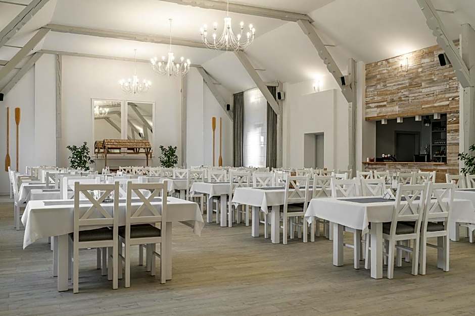 ZAMEK NA PIASKU - Tuż przy Plaży