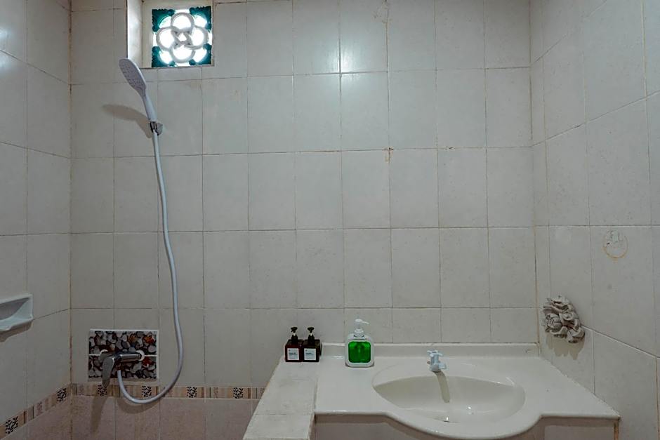 Urbanview Hotel Rasa Sayang Inn Tanjung Benoa Bali