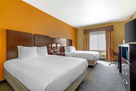 Suite with Two Queen Beds - Accessible/Non-Smoking