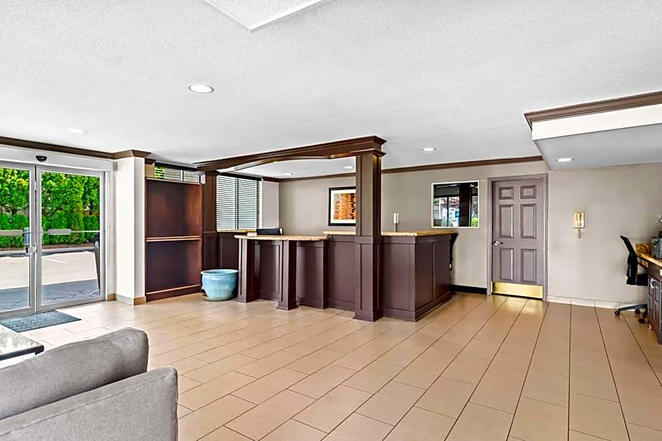 Best Western Maple Ridge Hotel