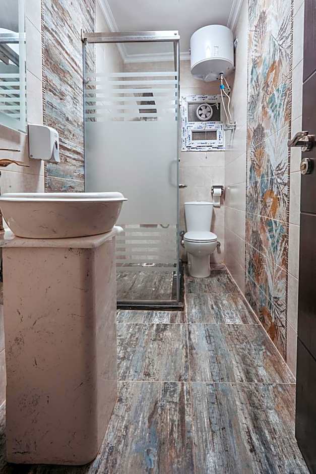 Pyramids Planet Hotel