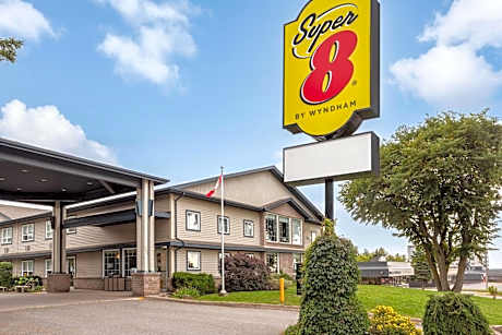 Super 8 by Wyndham Sault Ste Marie On