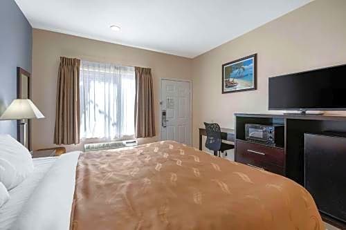 Quality Inn & Suites Huntington Beach