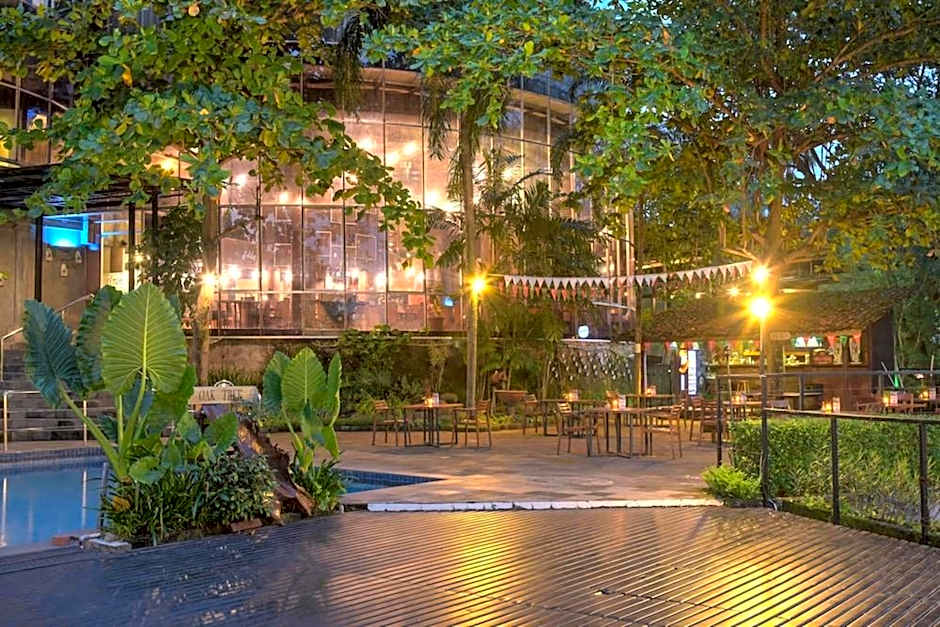 Oak Tree Emerald Hotel & Conventions Semarang