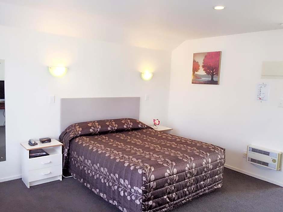 Annabelle Court Motel