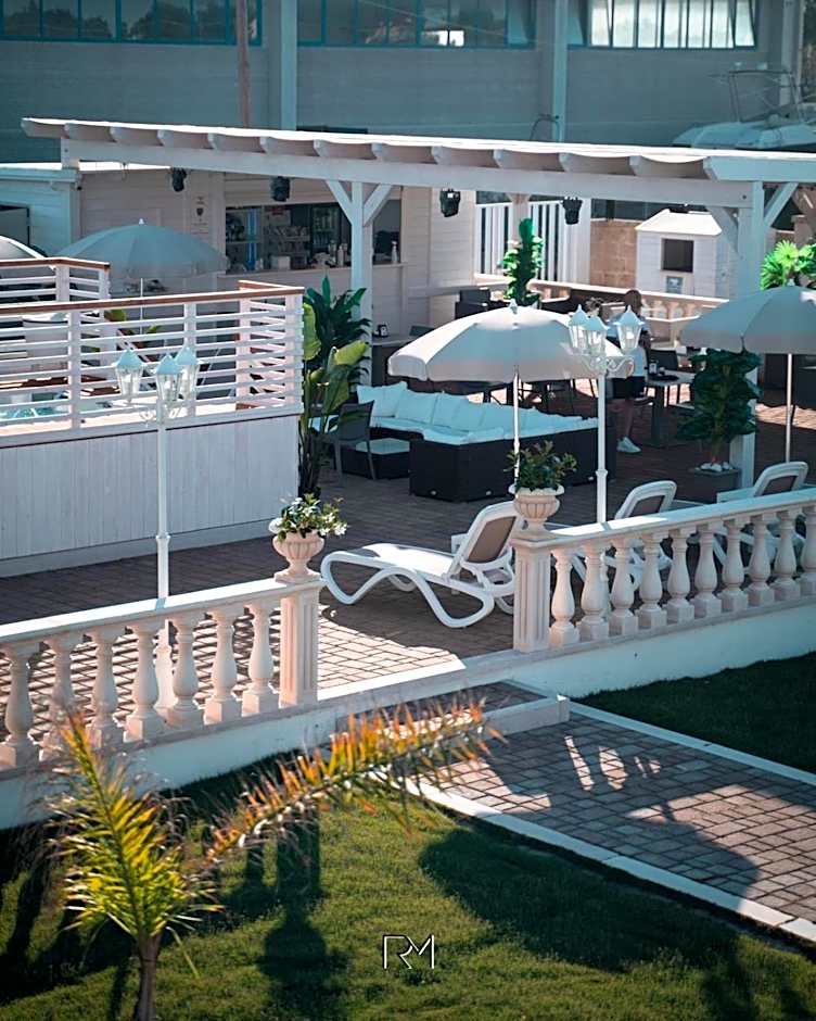 La Palazzina Bed & Breakfast