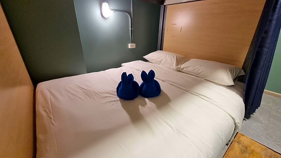 Glur Hostel Pattaya Walking Street