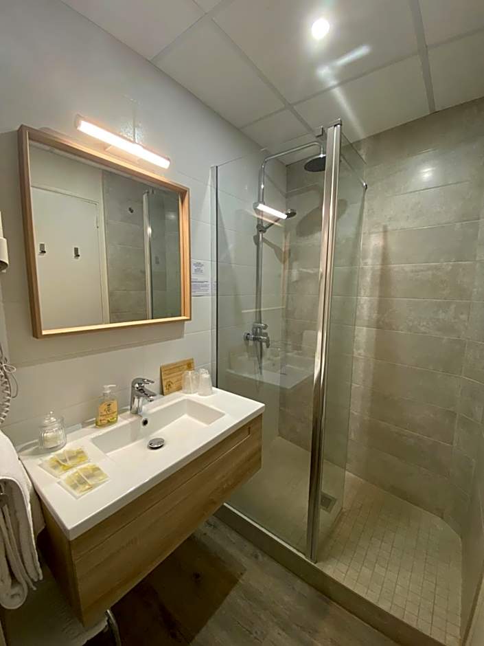 Grand Hôtel De La Poste