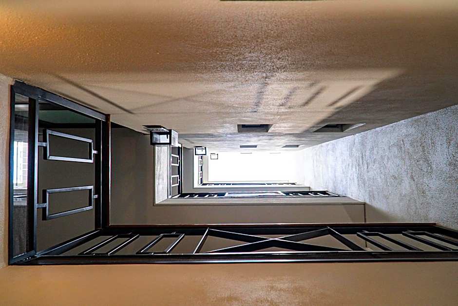 Flamboyan Hotel & Residences